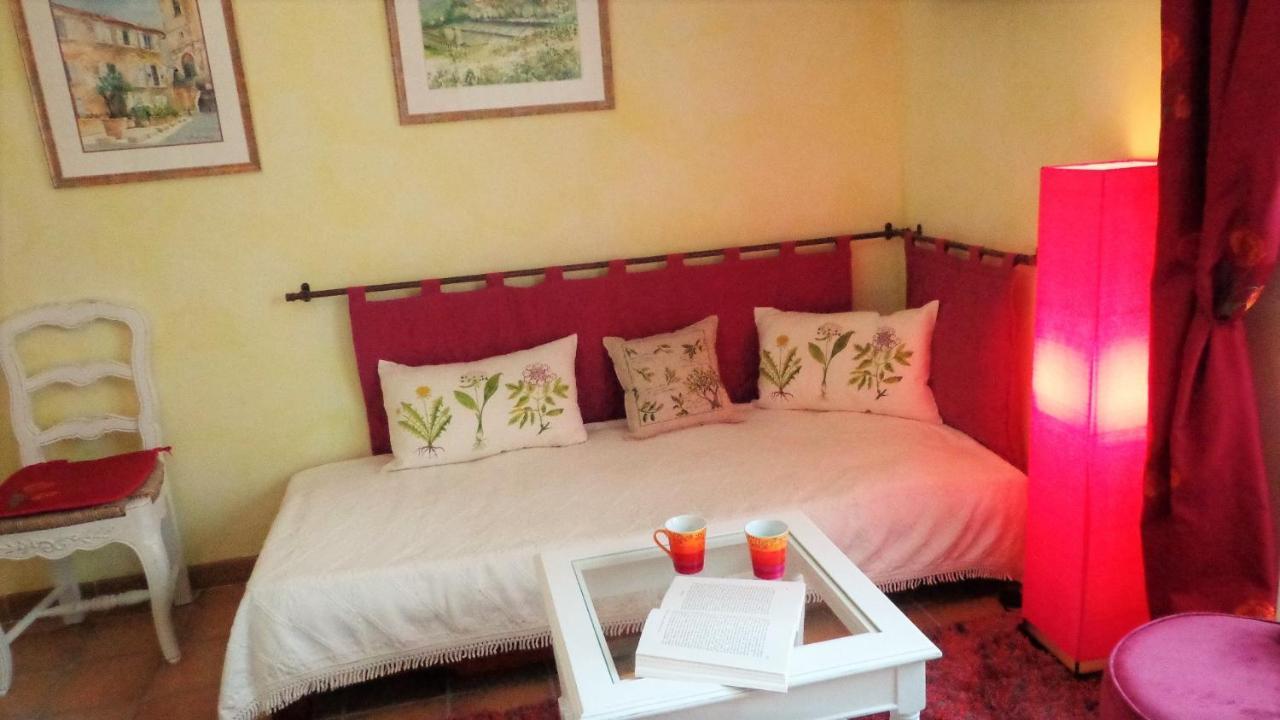 피오레크 Santolines En Provence B&B 외부 사진