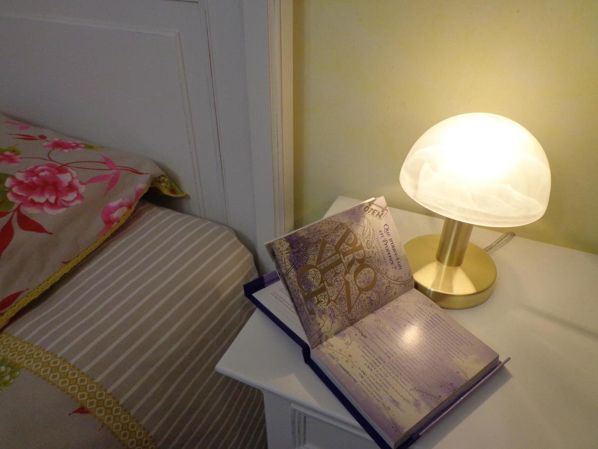 피오레크 Santolines En Provence B&B 외부 사진