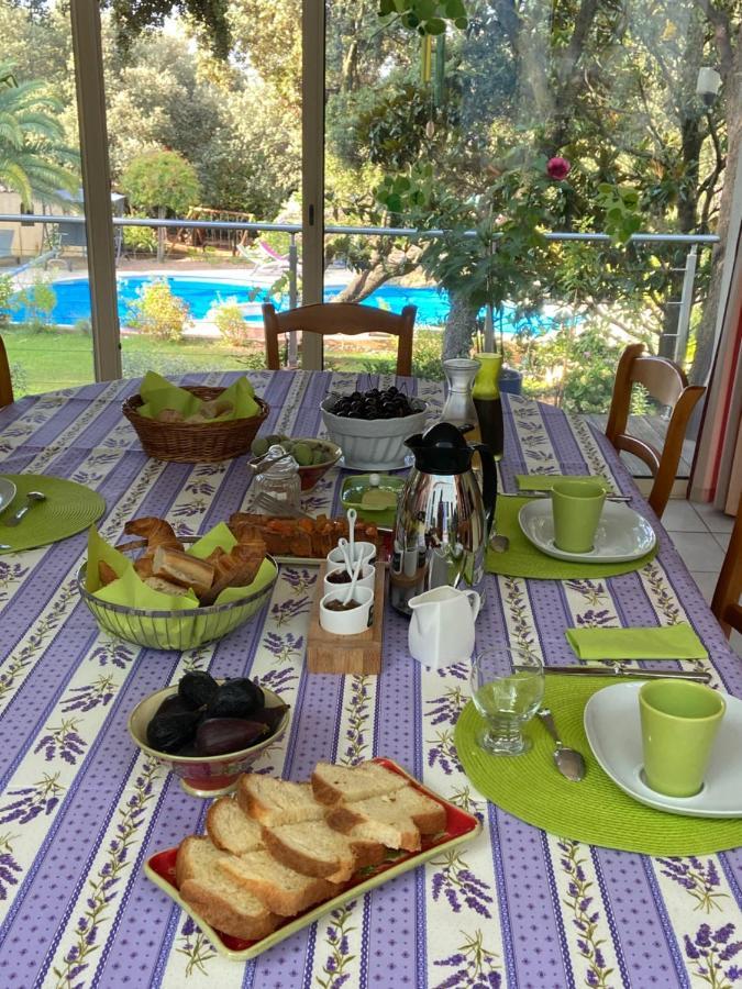 피오레크 Santolines En Provence B&B 외부 사진
